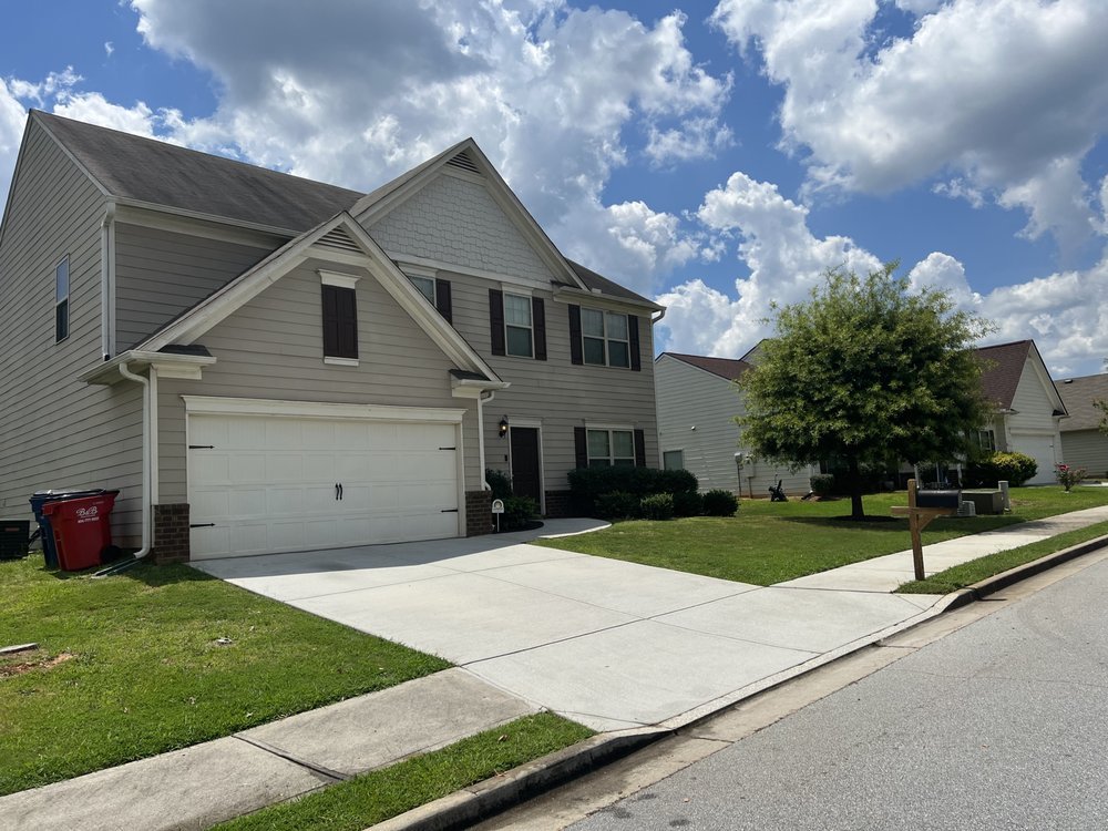 Professional cleaning services in Atlanta , GA and surrounding areas. 